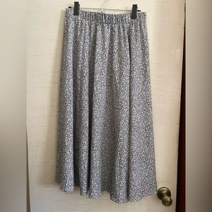 SHEIN Midi Skirt Size XL